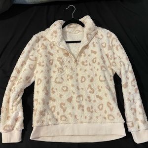 Leopard pullover